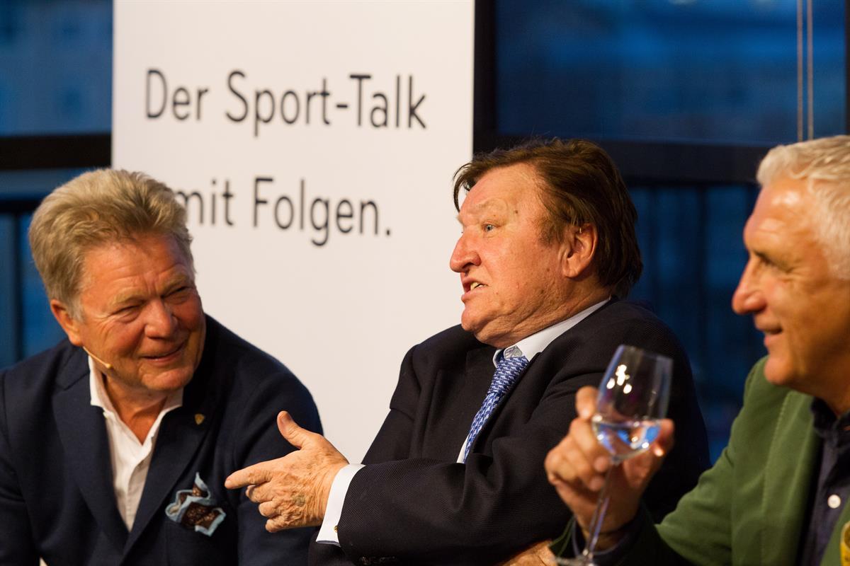 Sky-Talk in Salzburg, 8. April 2015.